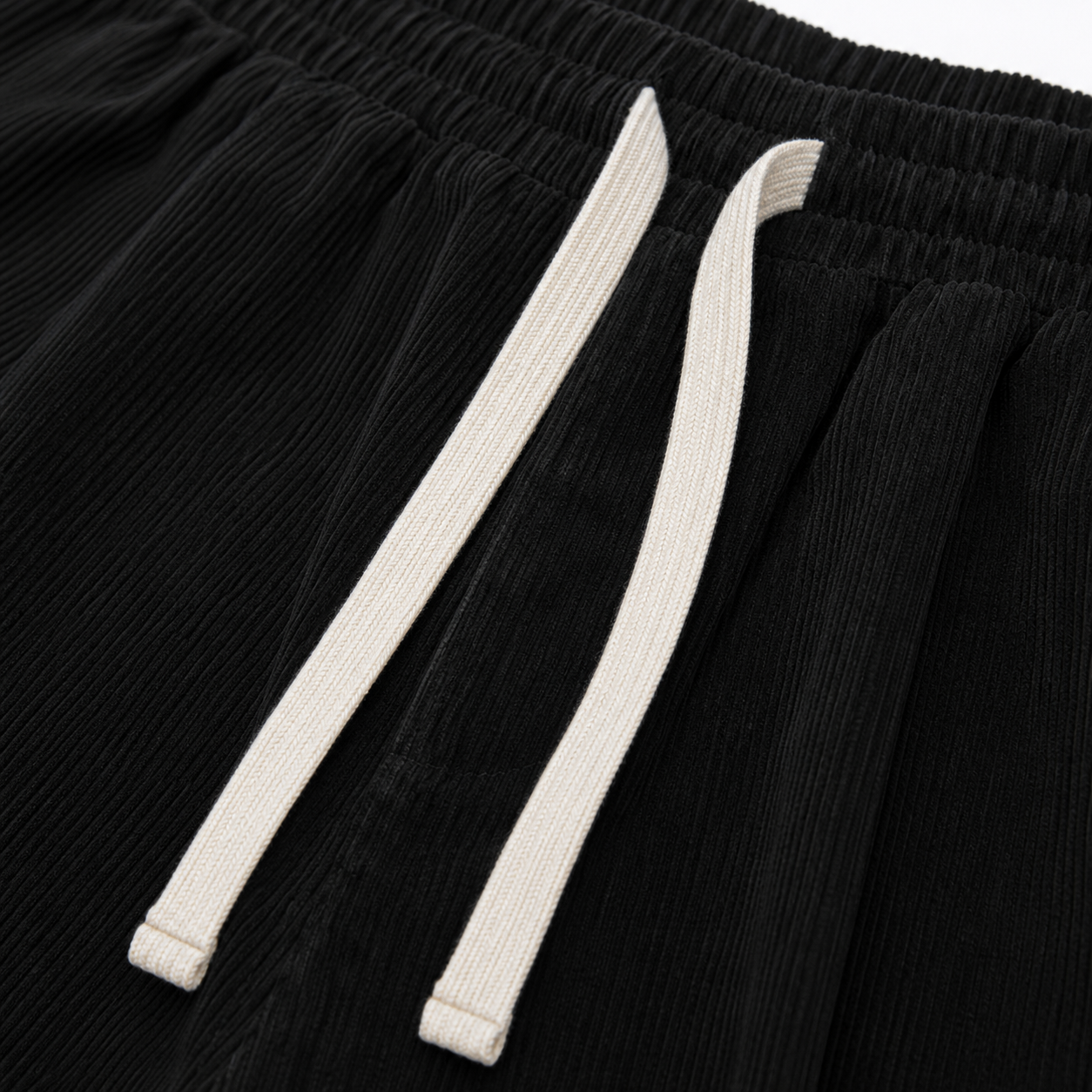 BLACK CORDUROY BAGGY SHORTS