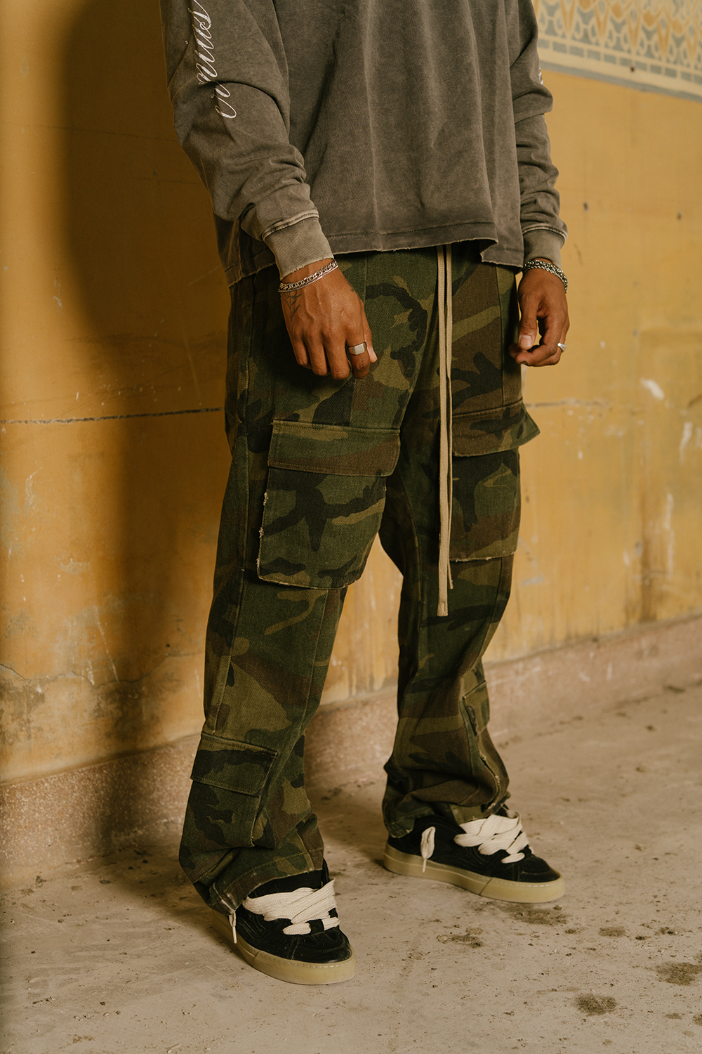 FLARED CAMOUFLAGE V2 PANTS