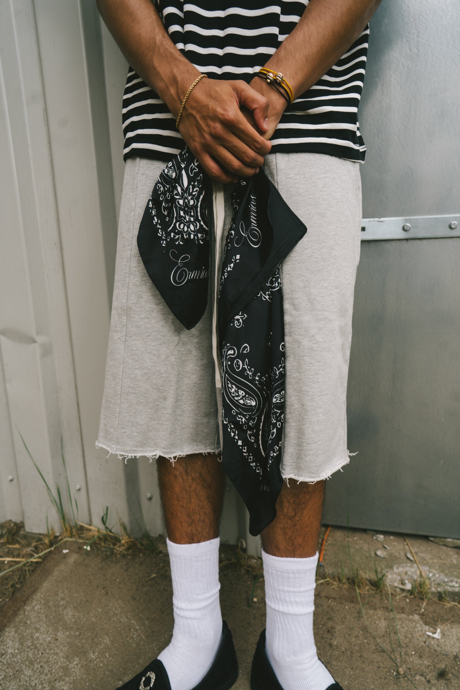 BLACK SILK CROSS BANDANA