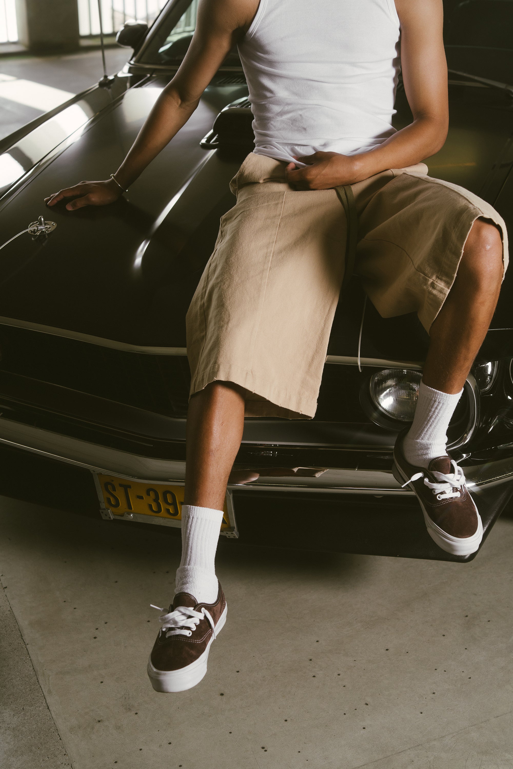 CREME TWILL BAGGY SHORTS