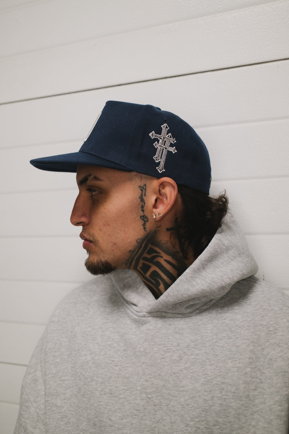 NAVY ''FOREVER FAITHFUL'' FITTED CAP