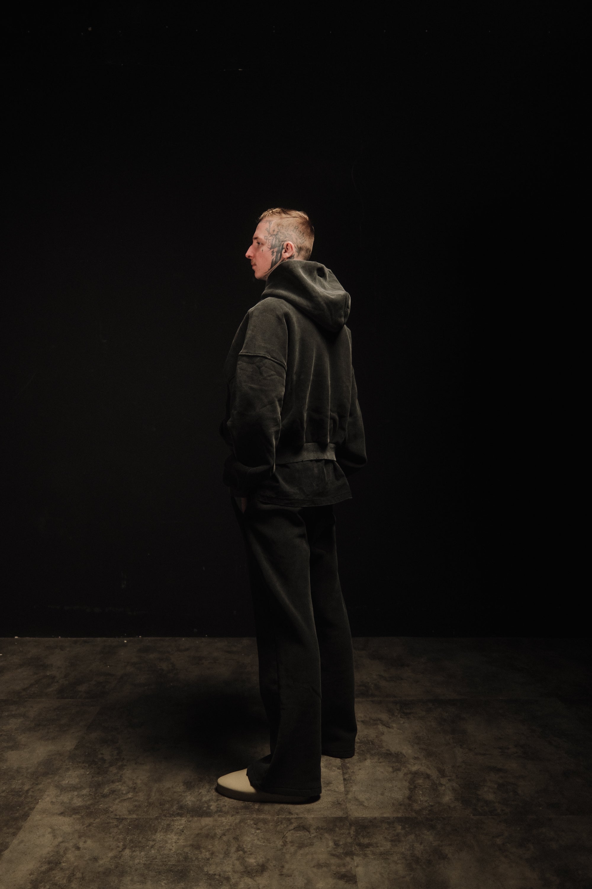 FLARED VINTAGE BLACK SWEATPANTS